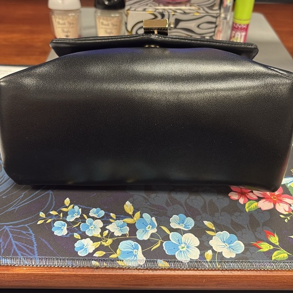 Ted Baker poppy Bag - Picture 8 of 9